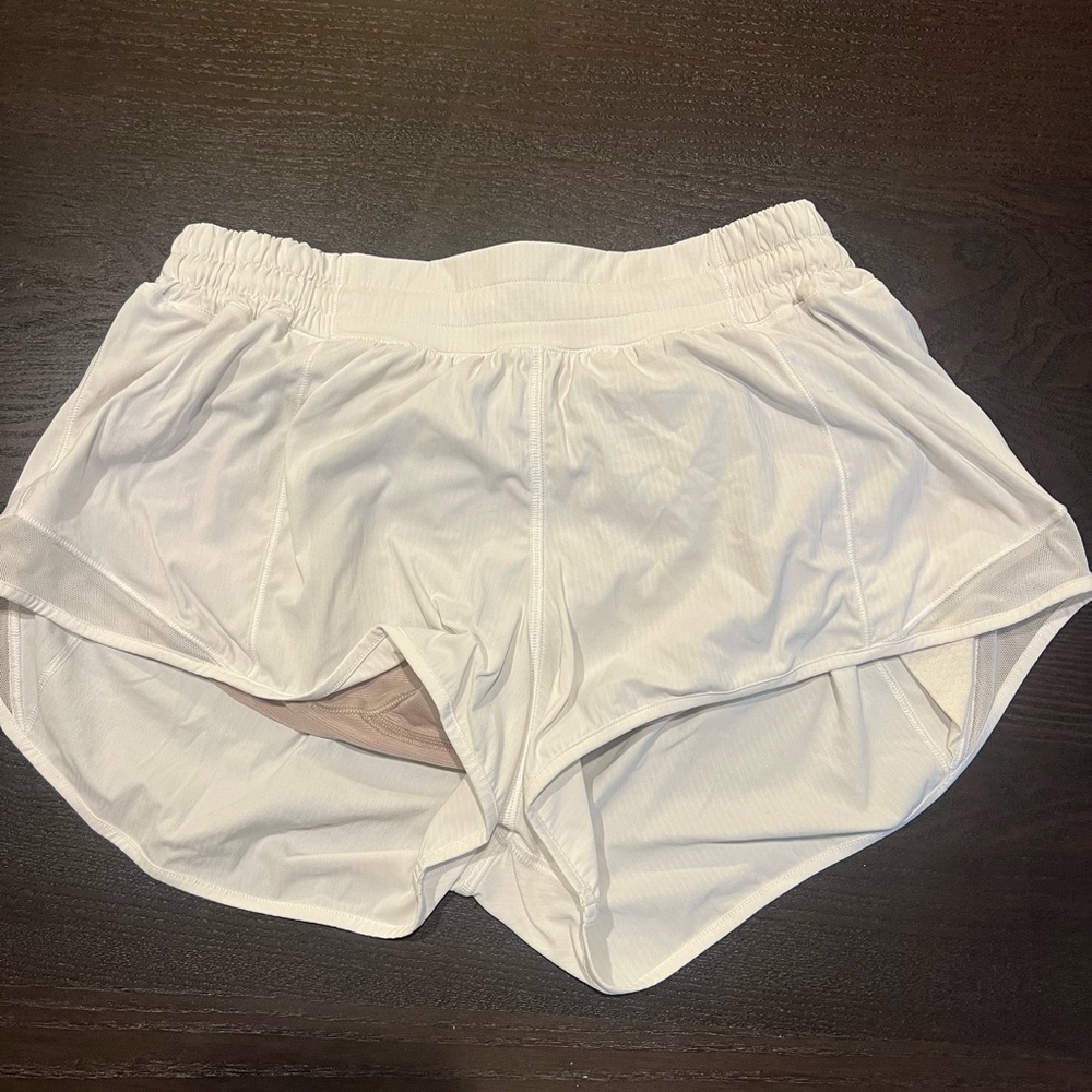 Luluemon hotty hot shorts size 8